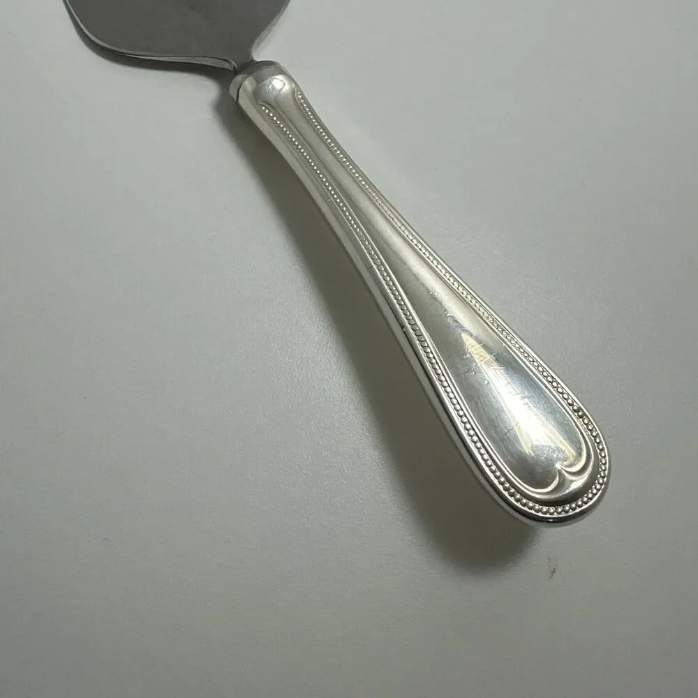 Reed & Barton Beaded English Gentry Silverplate Pie Cake Server 10-3/4